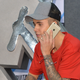 Illustration for article titled Justin Bieber Does Not Have a Phone